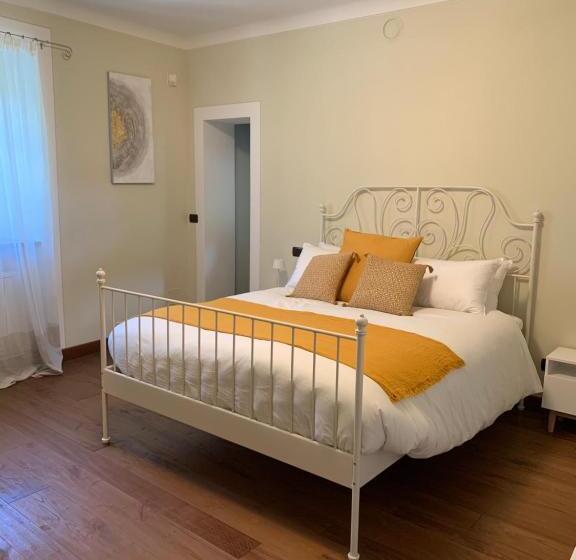 חדר דלוקס, Borgo La Morra