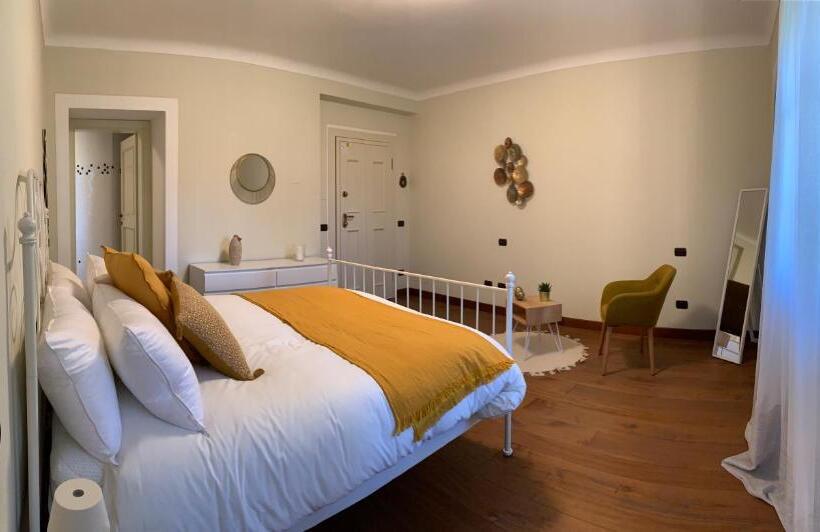 חדר דלוקס, Borgo La Morra