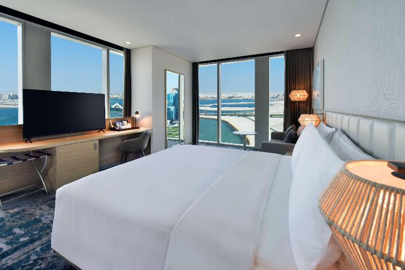 اتاق استاندارد با تخت بزرگ, Hilton Garden Inn Bahrain Bay