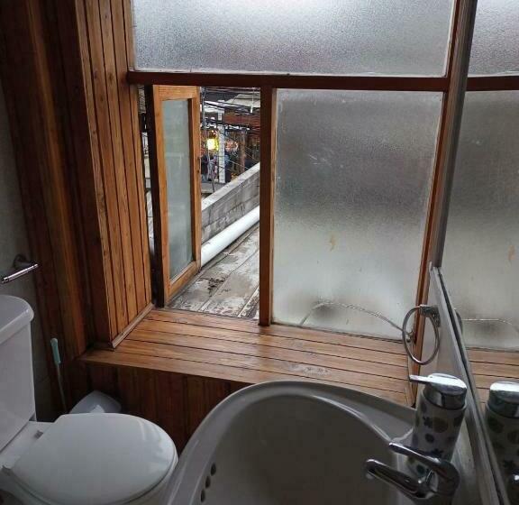 经济房, Hostal Valentino Villarrica