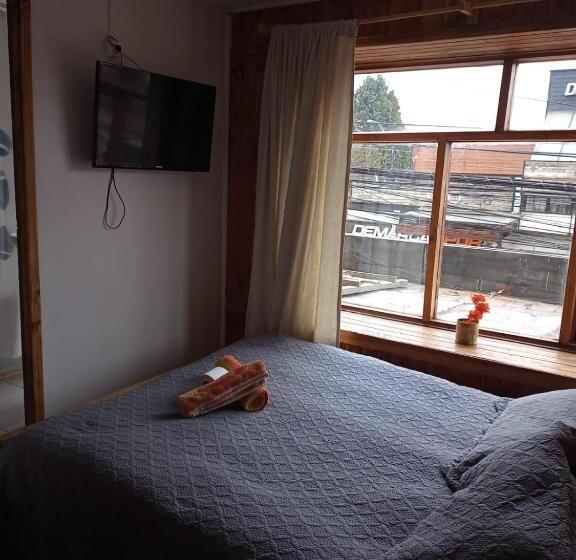 经济房, Hostal Valentino Villarrica