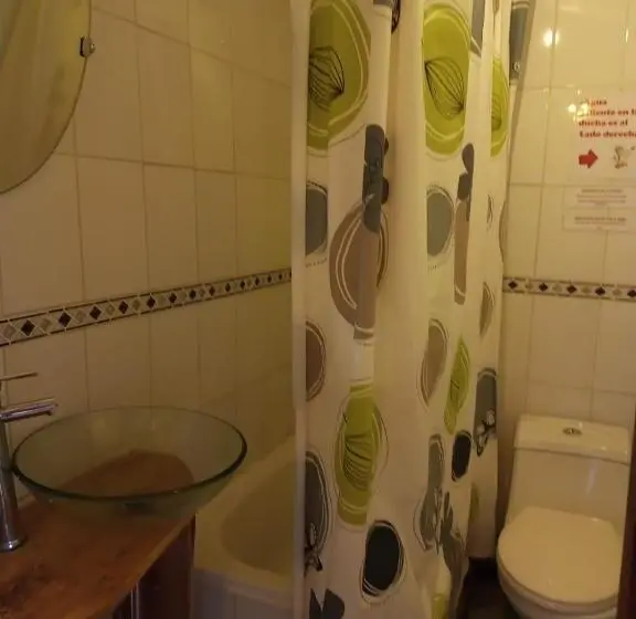 スタンダードルーム, Hostal Valentino Villarrica