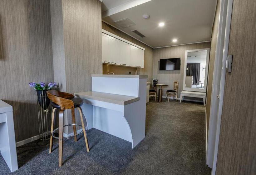 استودیوی استاندارد, Premium Park