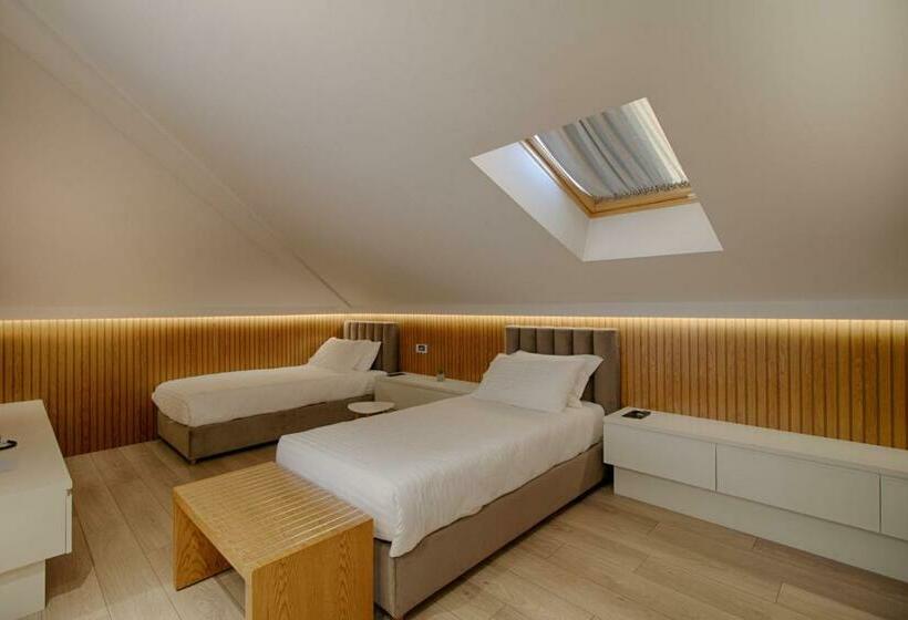 חדר סטנדרט, Primo