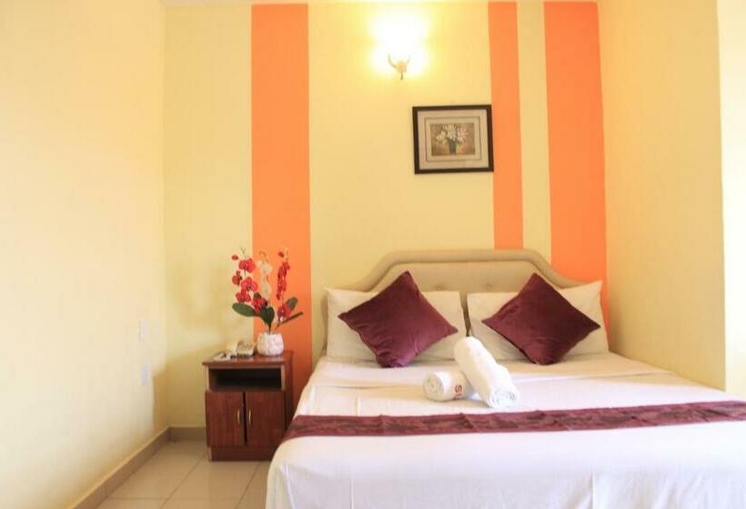 Номер Deluxe, Sun Inns Meru Raya