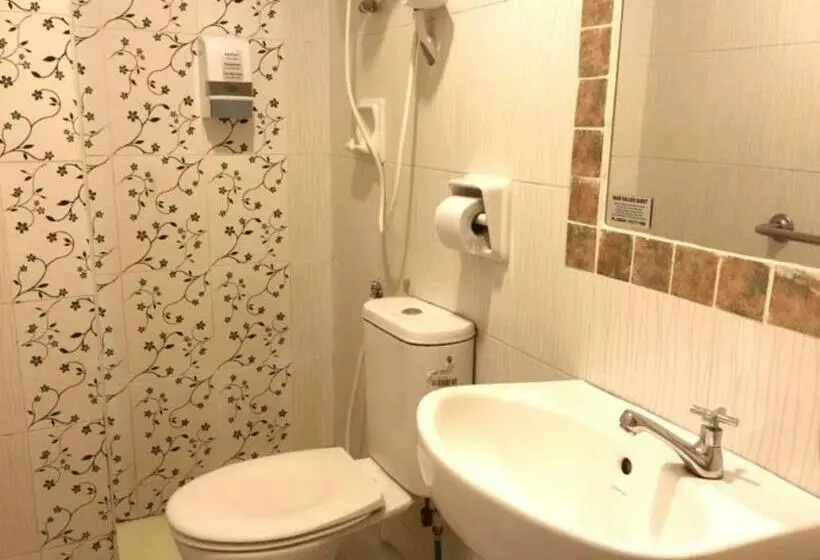 Üç Kişilik Standart Oda, Sun Inns Hotel Meru Raya
