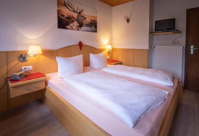 غرفة قياسية مزوَّدة بشُرفة, Pension Villa Lockstein