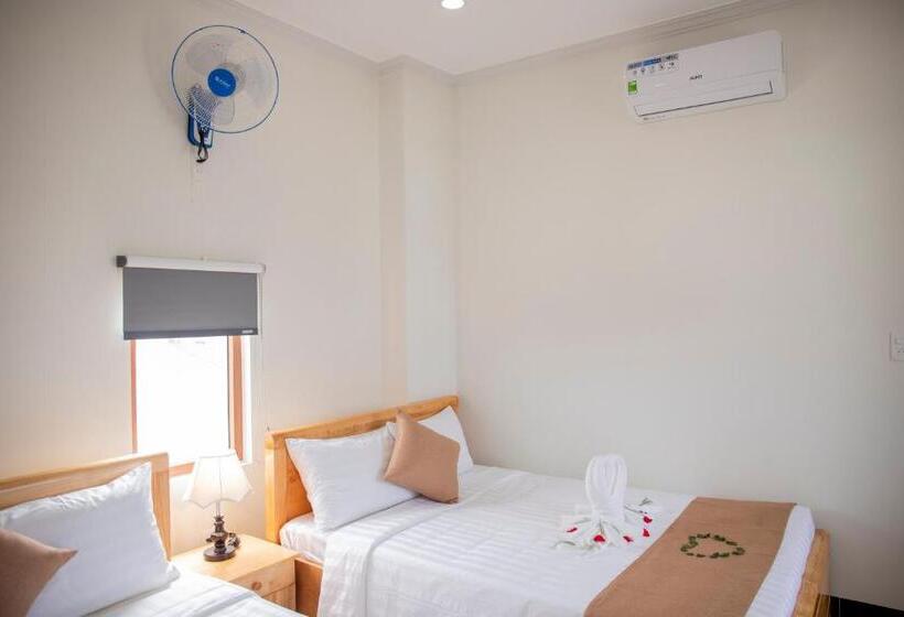 اتاق استاندارد چهار تخته, Biển Nhớ Hotel & Coffee