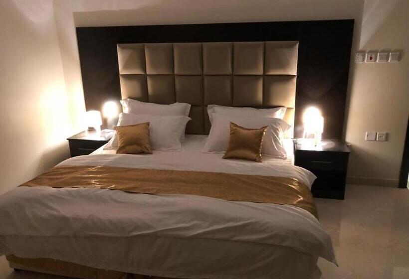 Люкс, Al Tal Serviced Apartments