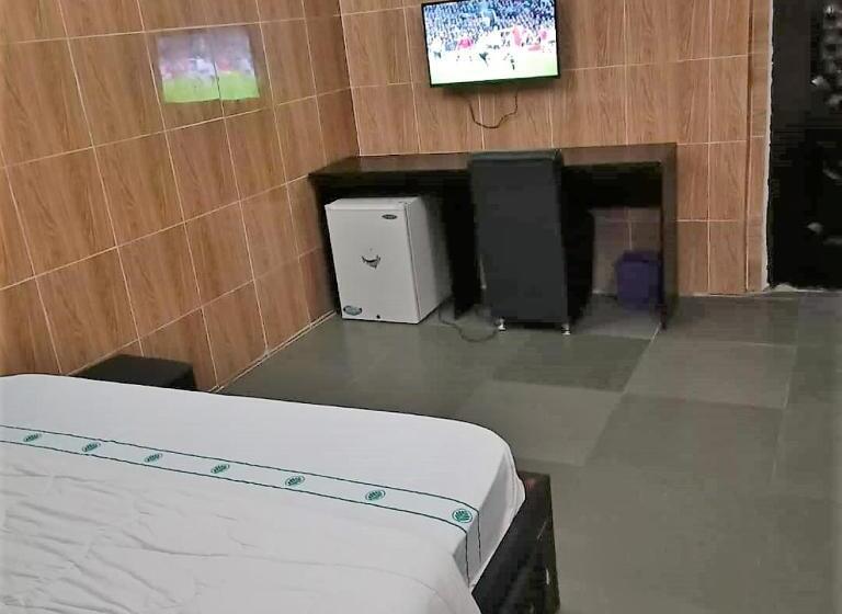 اتاق استاندارد با تخت بزرگ, Elites Lodge