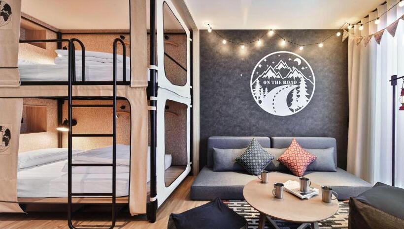 اتاق کلاسیک چهارنفره, Just Sleep Tainan Hushan
