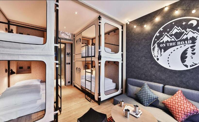 غرفة كلاسيكية رباعية, Just Sleep Tainan Hushan