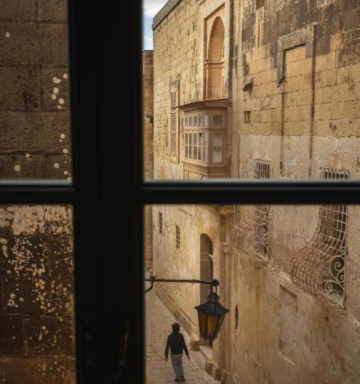 سوئیت پرزیدنت, Palazzo Bifora