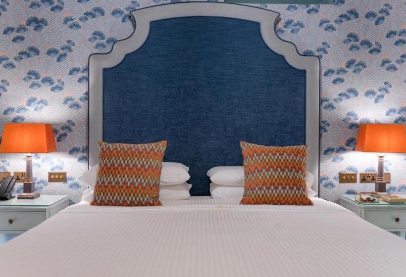 سوئیت با تخت بزرگ, Palazzo Bifora