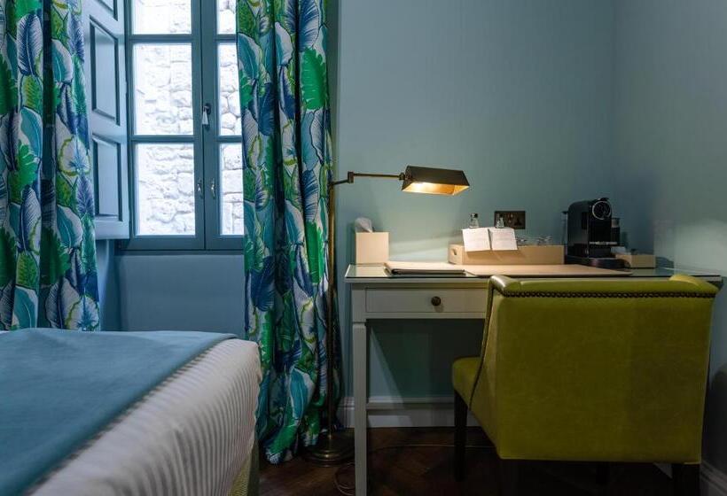 سوییت اجرایی, Palazzo Bifora