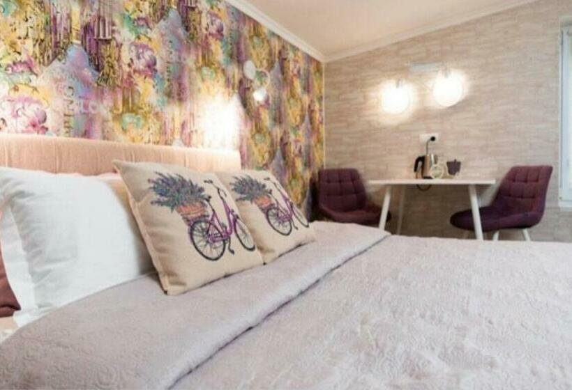 Standardzimmer, затишні апартаменти Bed&bike
