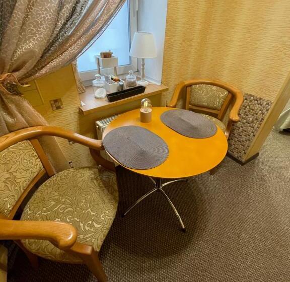 Standardzimmer, затишні апартаменти Bed&bike