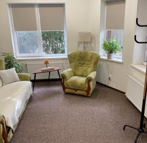 Standardzimmer, затишні апартаменти Bed&bike