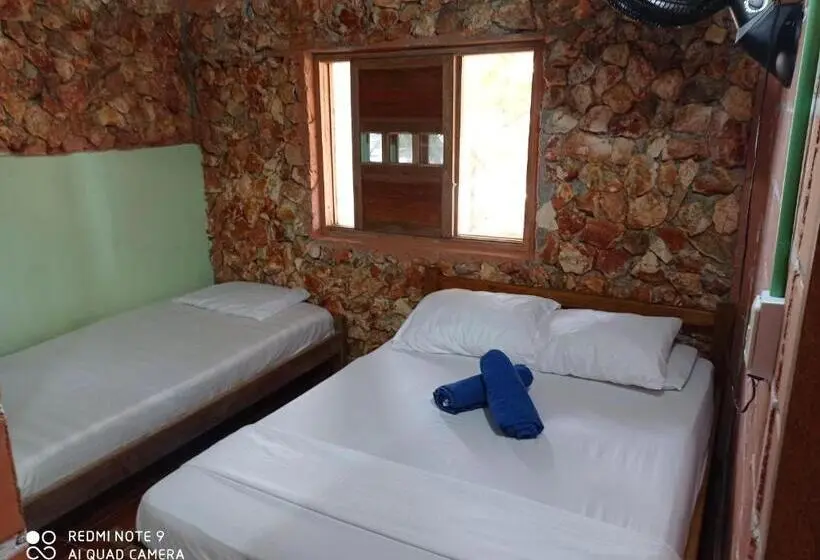 スタンダードトリプルルーム, Hostal Belleza Tropical
