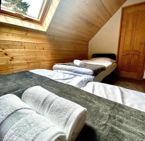 Номер Стандарт, Fakanalas Fogadó