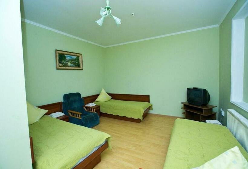 스탠다드 트리플 룸, карпаты