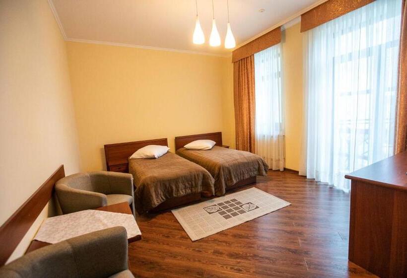 Номер Стандарт, карпаты