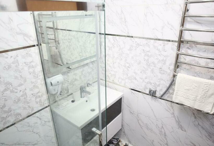 اتاق استاندارد, львівський