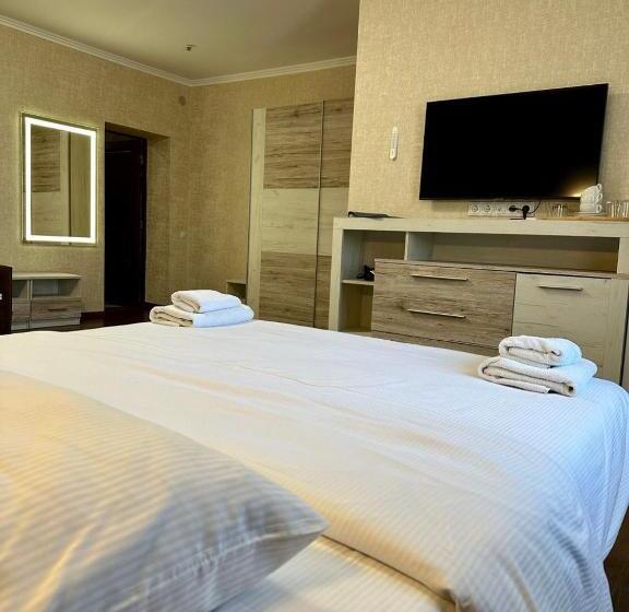 سوییت, львівський