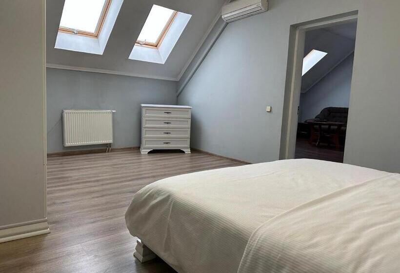 اتاق خانوادگی, львівський