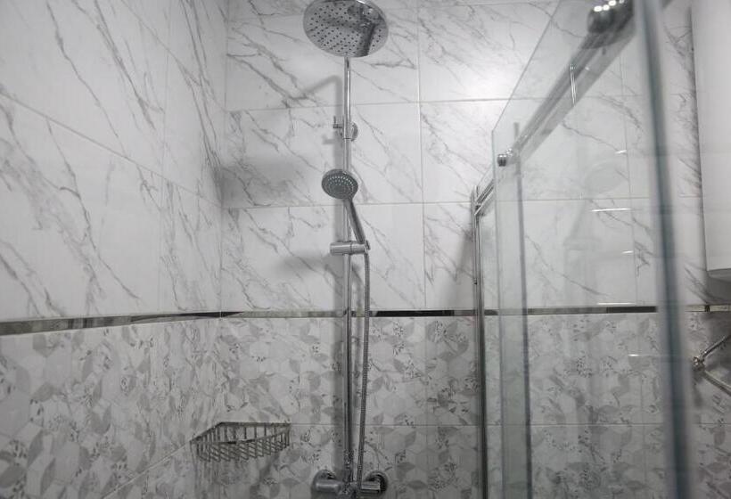 سوییت جونیور, львівський