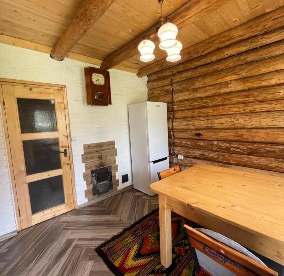 Maison 1 Chambre, шовкова косиця