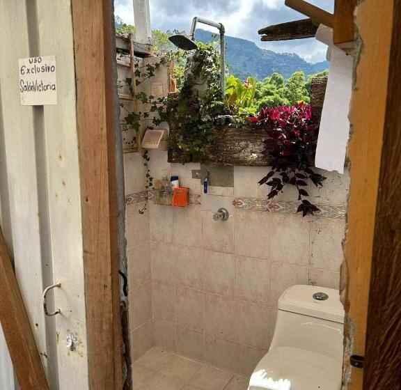 غرفه قياسيه سريرين مزدوجين, Hostal Casa Victoria Pijao