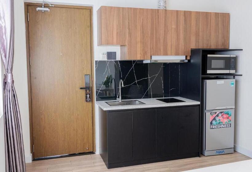 اتاق استاندارد, Lee Charming Hotel Nha Trang