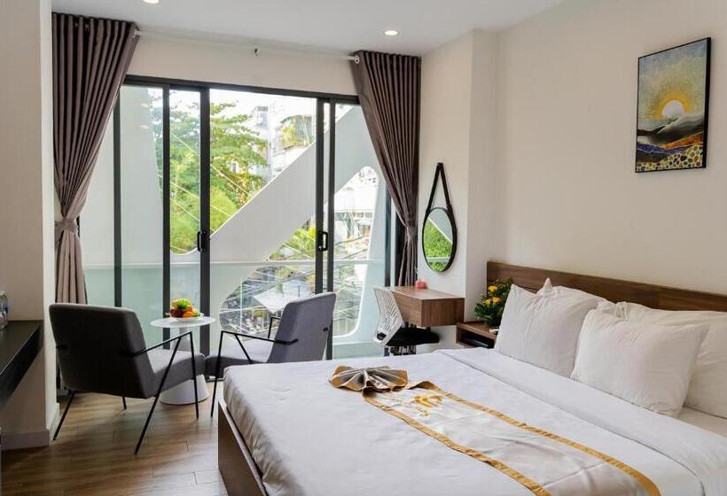 اتاق استاندارد با تخت بزرگ, Lee Charming Hotel Nha Trang