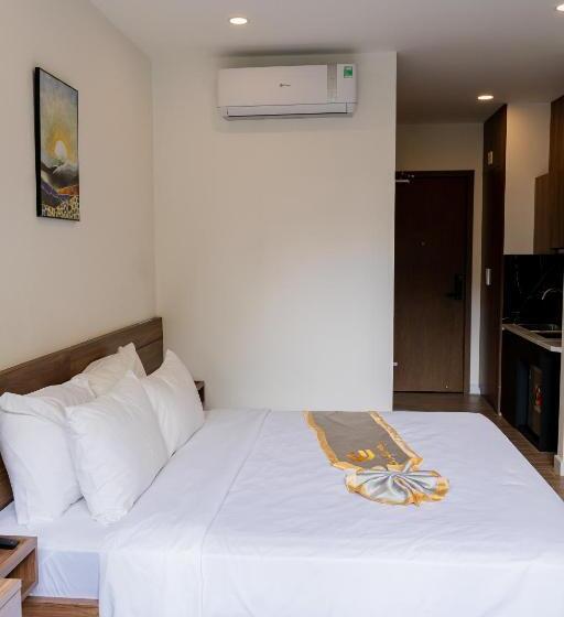 اتاق استاندارد با تخت بزرگ, Lee Charming Hotel Nha Trang
