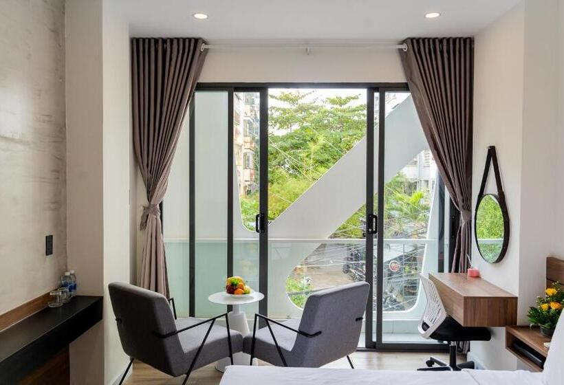 اتاق استاندارد با تخت بزرگ, Lee Charming Hotel Nha Trang