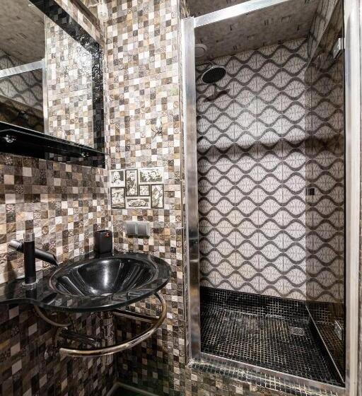 سوئیت جونیور خانوادگی, Chateau