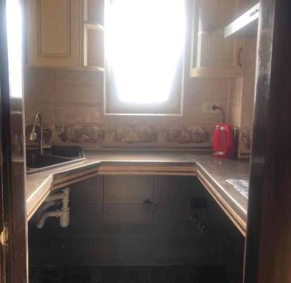 استودیو استاندارد با تخت کینگ, Chateau