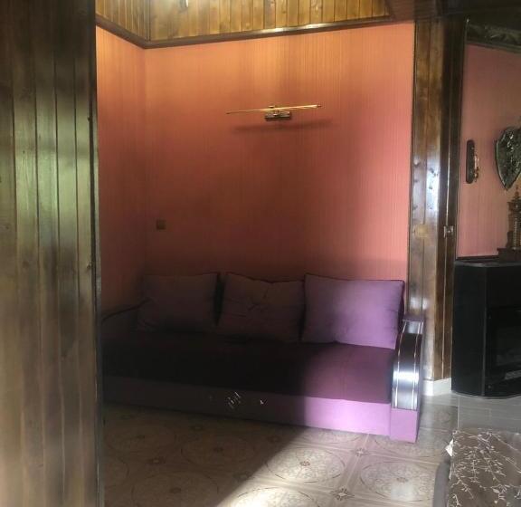 استودیو استاندارد با تخت کینگ, Chateau