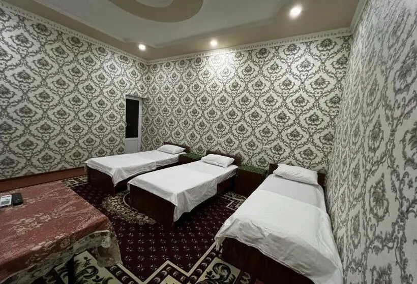 اتاق سوپریور سه تخته, Dilnura Guest House