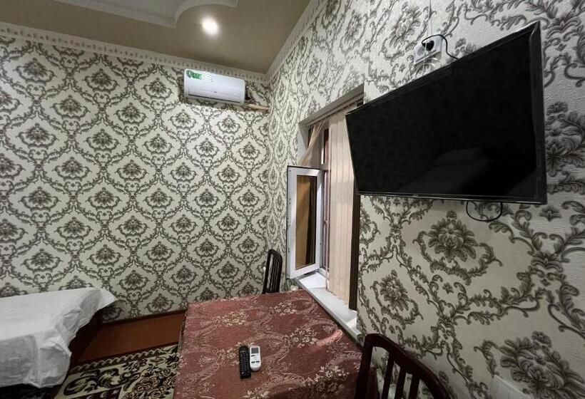 اتاق سوپریور سه تخته, Dilnura Guest House