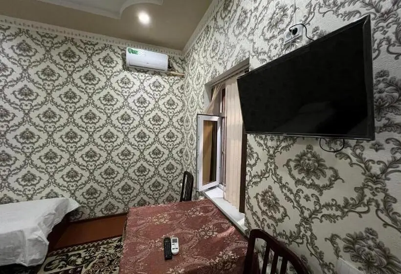 اتاق سوپریور سه تخته, Dilnura Guest House
