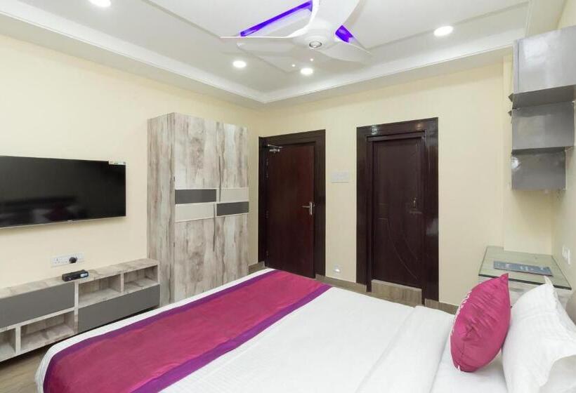 デラックストリプルルーム, Collection O Aryan Address