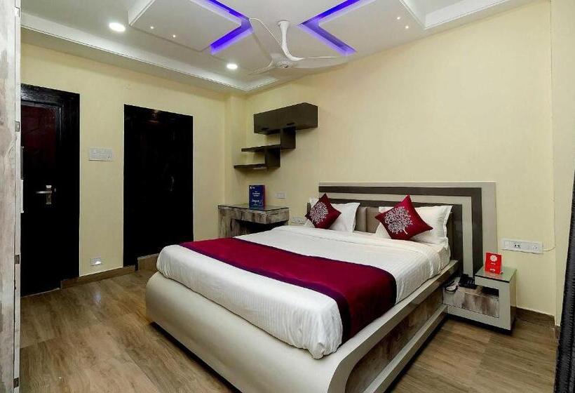 スタンダードルーム, Collection O Aryan Address