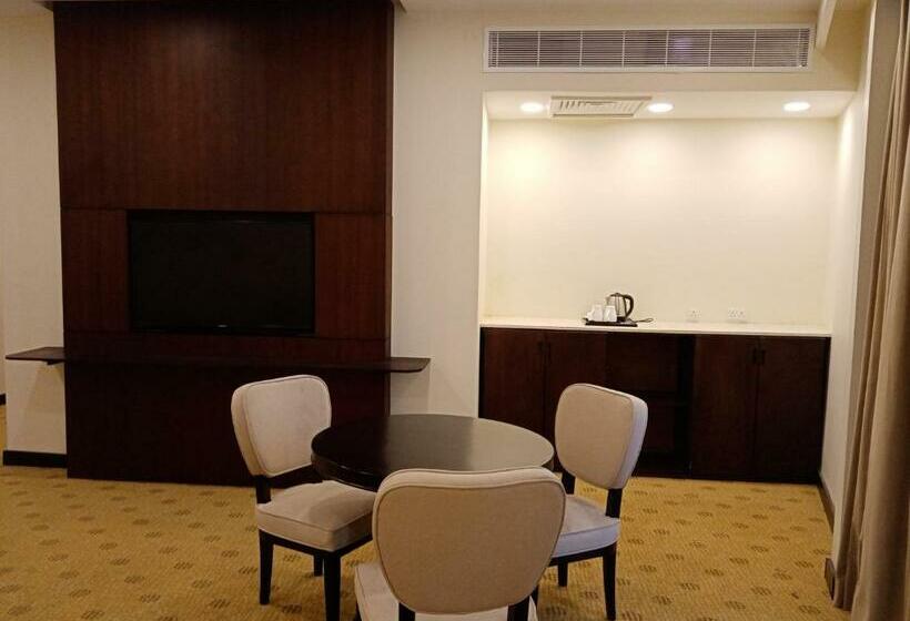 סוויטת דופלקס, Khabti Grand