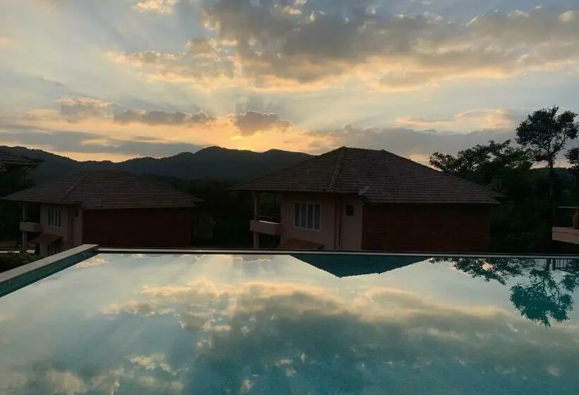 デラックスルーム, Machaan Plantation Resort, Sakleshpur