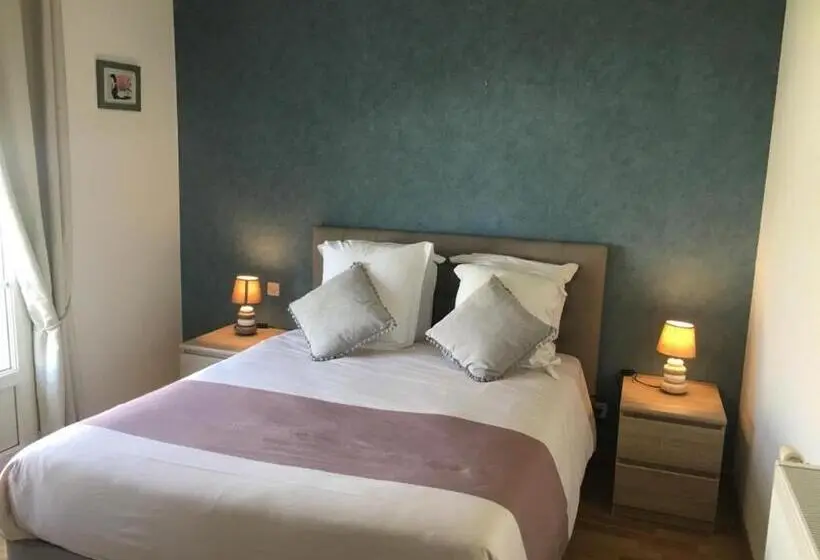 ガーデンビュースタンダードルーム, B&b De Saint Come De Fresne