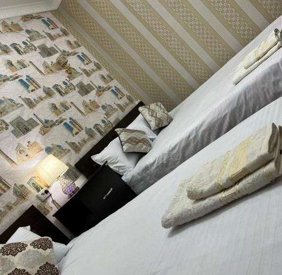 חדר קומפורט לשלושה, Hamida