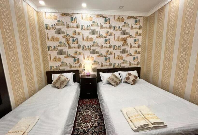 חדר קומפורט לשלושה, Hamida