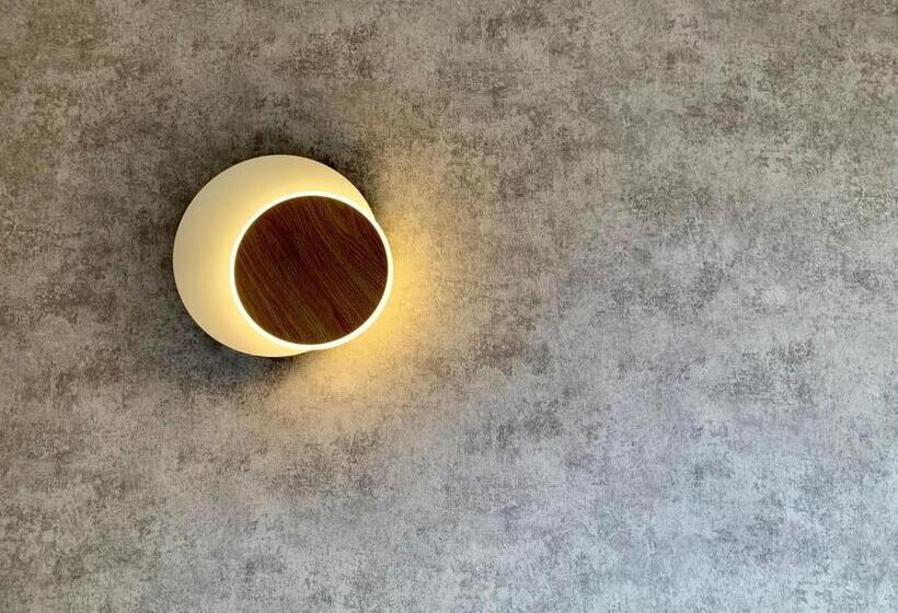 اتاق استاندارد با بالکن و چشمانداز دریا, Two Easy Inn